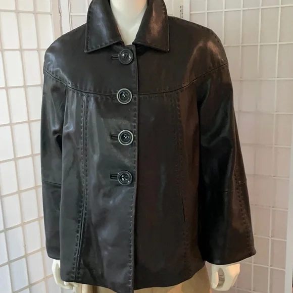 Vintage Soft Black Leather Flared Jacket Sz Small - Picture 1 of 8